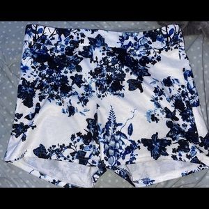 floral shorts